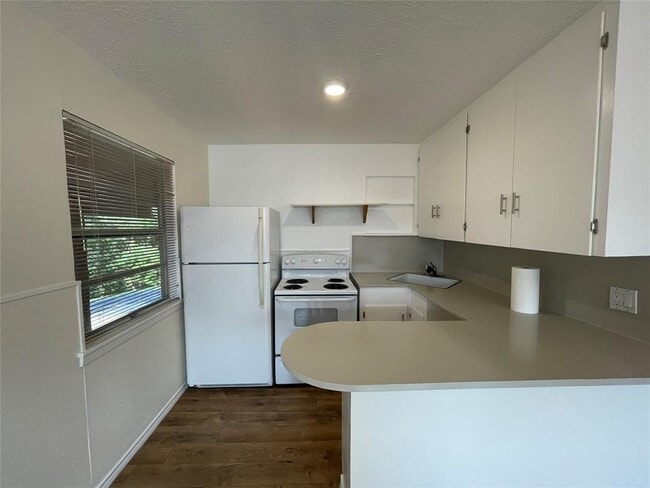 Building Photo - 17303 E Darleen Dr