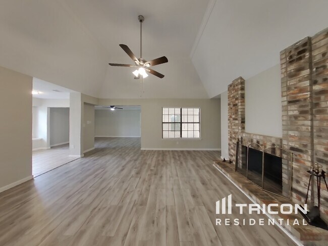 Building Photo - 1029 Twin Falls Dr