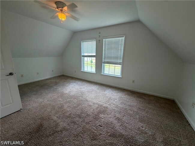Building Photo - 250 Leawood Cir
