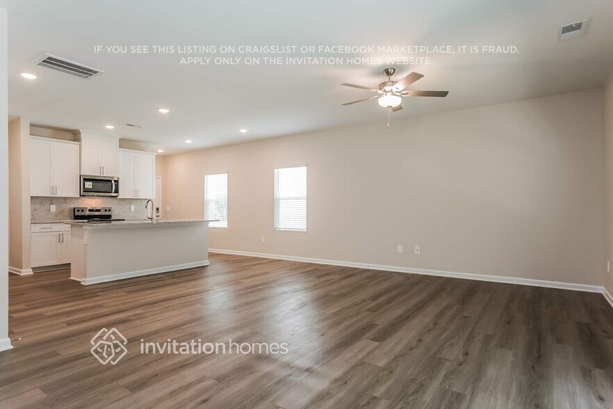 Building Photo - 1139 Greenville Wy