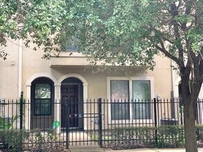 Building Photo - 1623 Stuart St