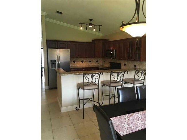 Building Photo - 7748 NW 200th Ln