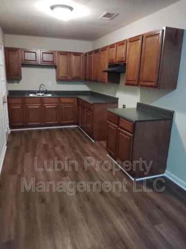 Building Photo - 4017 Mountain Terrace St