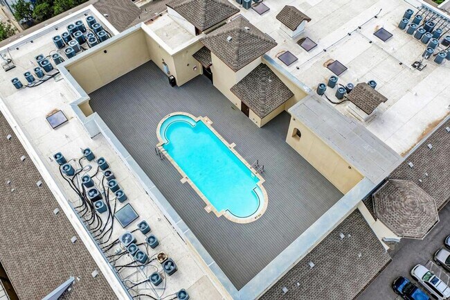 Building Photo - PRELEASE 8/15/25 WEST CAMPUS PENTHOUSE  2/2 + Loft, 2 parking