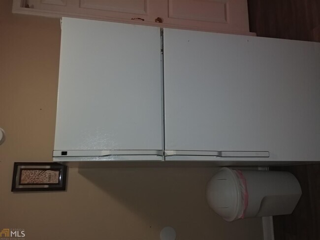 Building Photo - 3651 Telstar Dr