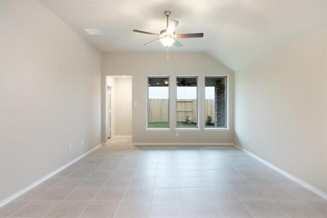 Building Photo - 10518 Cecilia Star Ln