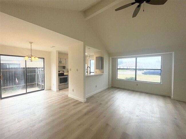 Building Photo - 1508 Rustlers Rd
