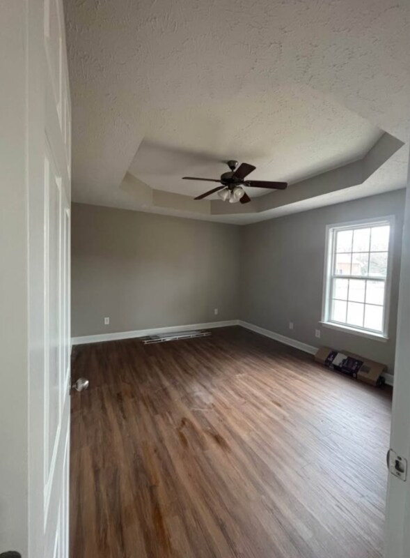 Building Photo - 1012 Crystal Bear Trail