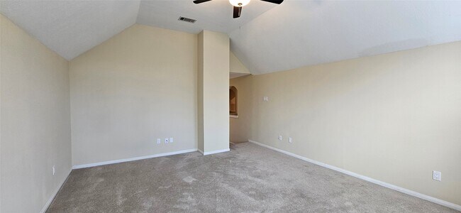 Building Photo - 13035 Bainbridge Trail