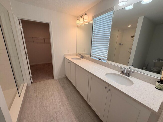 Building Photo - 11153 Green Citron Aly