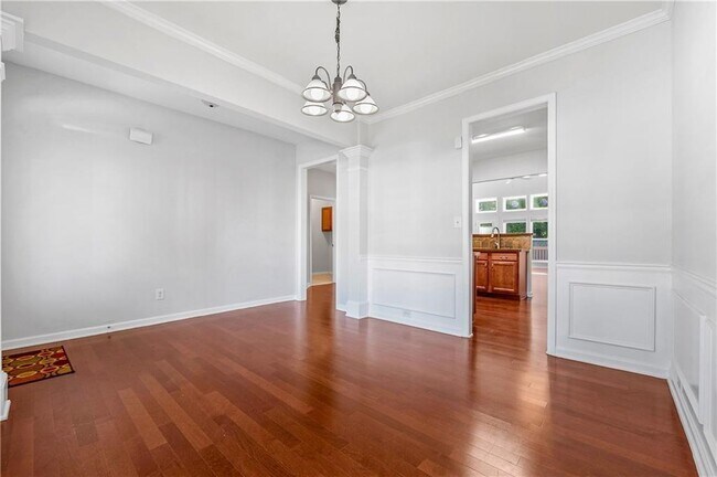 Building Photo - 2113 Worrall Hill Dr
