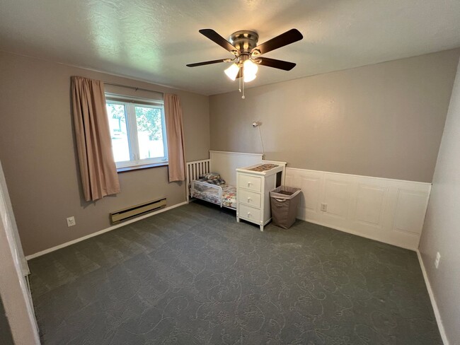 Building Photo - Beautiful 4 bed 3 bath home!