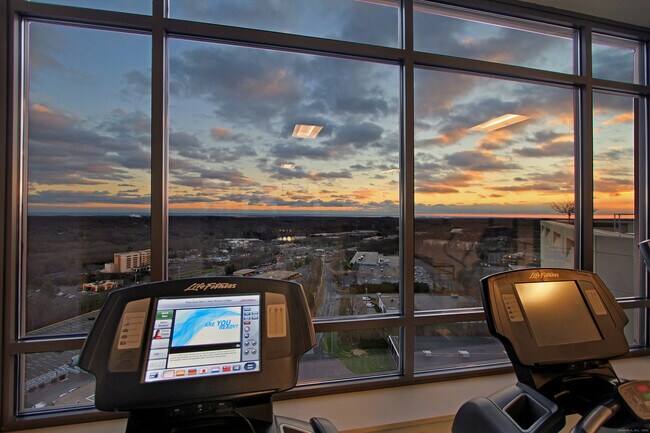 Building Photo - 100 Parrott Drive