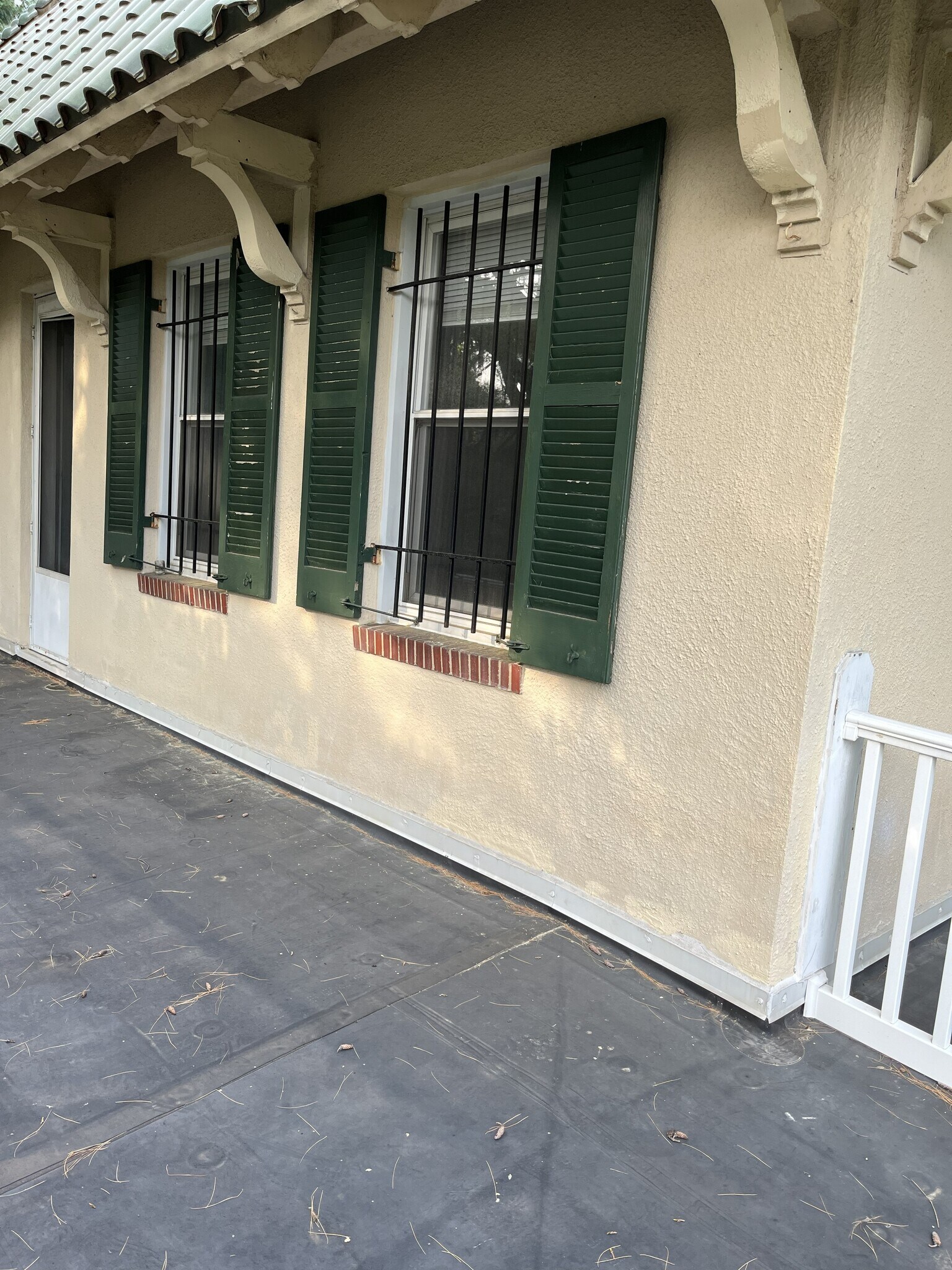 Building Photo - 4101 Roland Ave