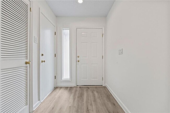 Building Photo - 4039 Fawn Run