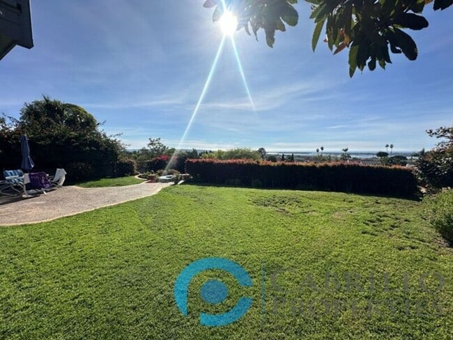 Building Photo - 2620 Deerpark Dr