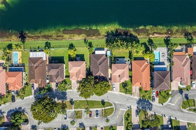 Building Photo - 12101 SW 135th Terrace