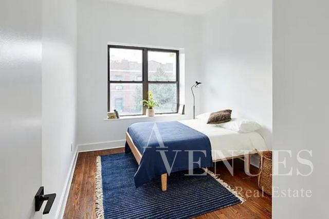 Building Photo - 4 bedroom in Brooklyn NY 11226