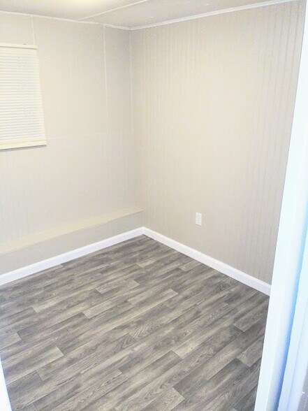 Bedroom1 - 43 W Baltimore St