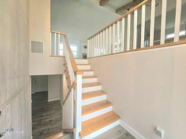 Building Photo - 7248 Shady Dr