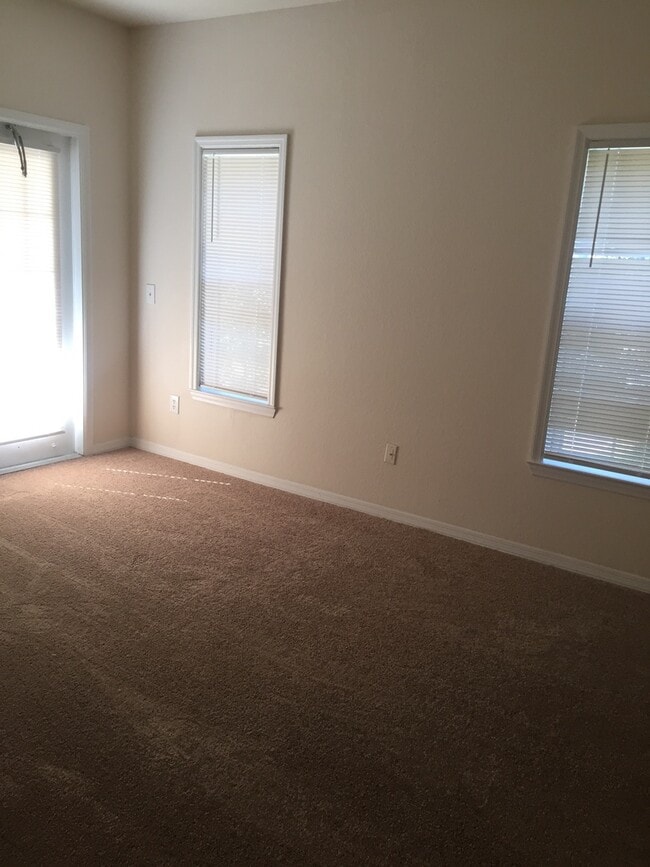 Building Photo - 3621CR#722(100)