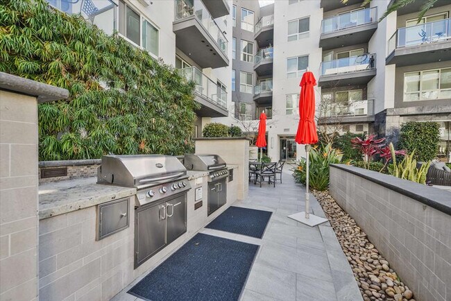 Building Photo - 4040 Twain Ave