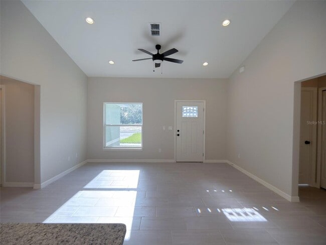 Building Photo - 6022 SW 206th Ave