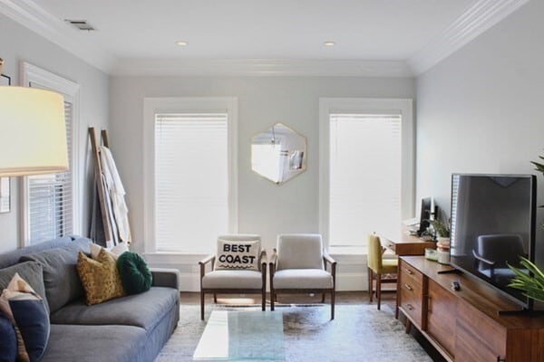 Building Photo - 352 K St