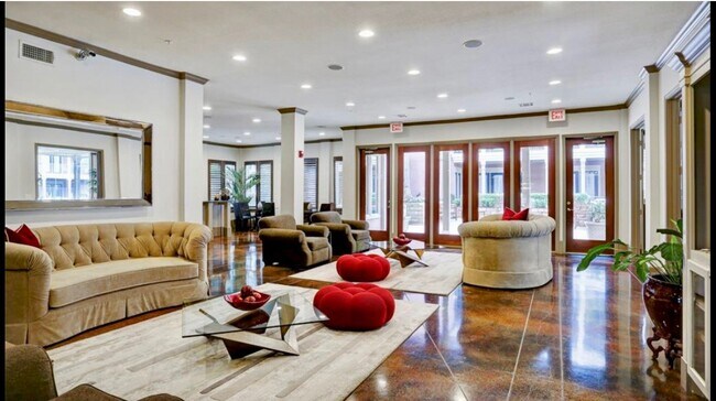 Building Photo - 2400 McCue Rd