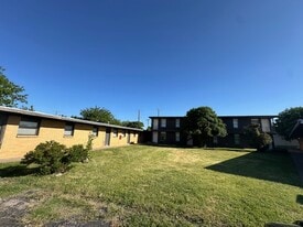 Building Photo - Westways