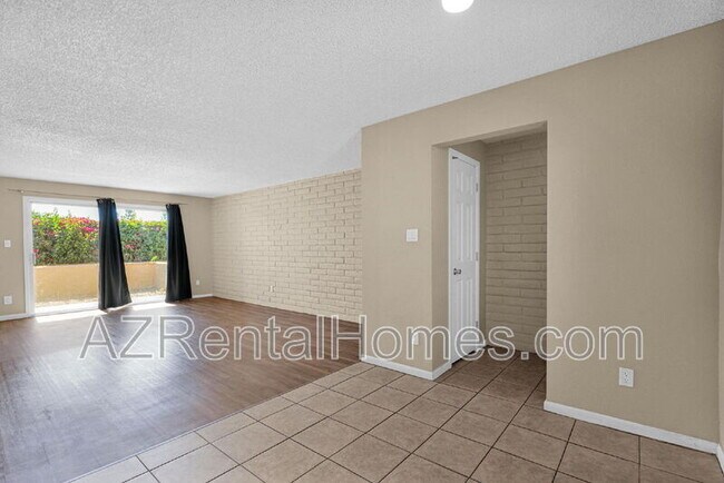 Building Photo - 4354 N 82nd St