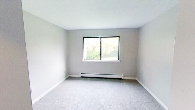 Building Photo - 17 Stenwick Dr
