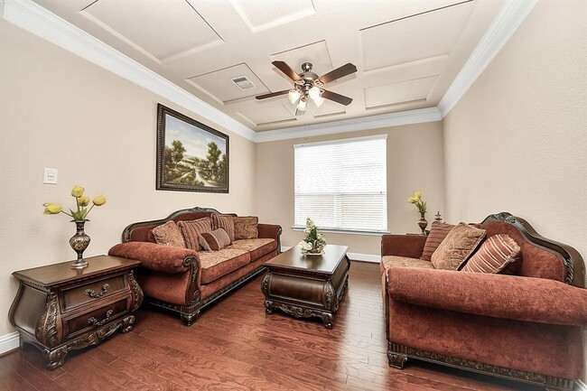 Building Photo - 22719 Shieldhall Ln