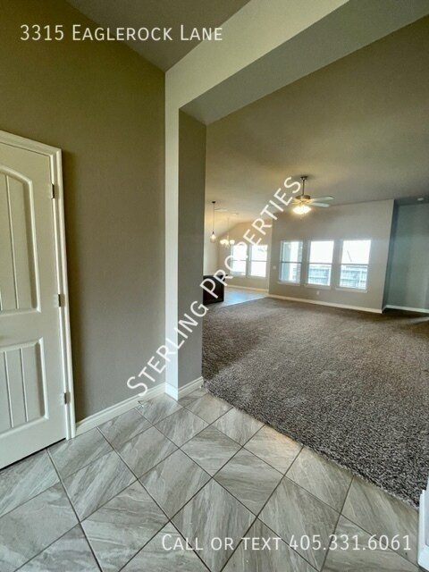 Building Photo - 3315 Eaglerock Ln