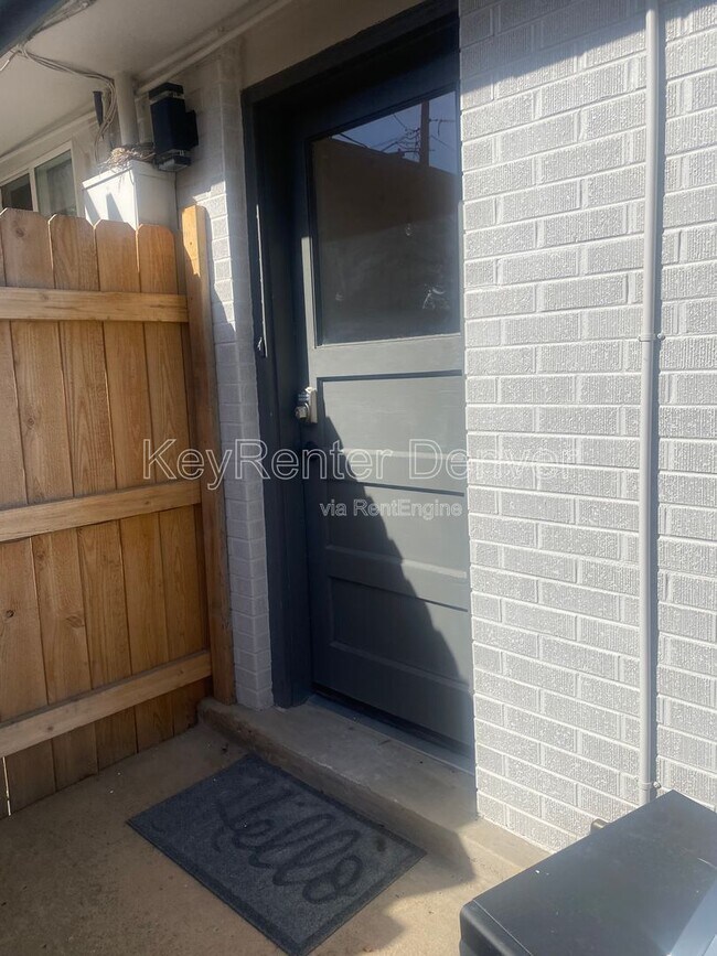 Building Photo - 6636 Depew St