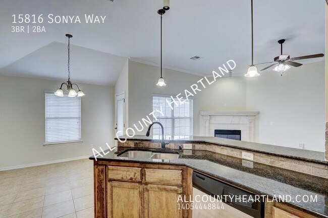 Building Photo - 15816 Sonya Way