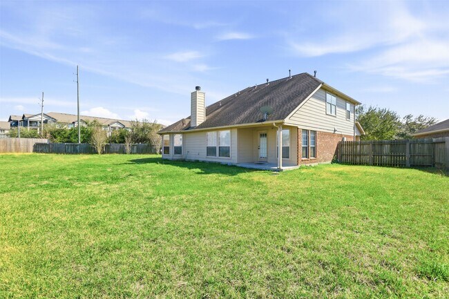 Building Photo - 6802 Claire Brook Dr