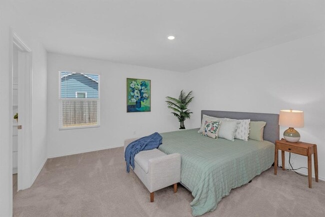 Building Photo - 353 Marty Allen Lp