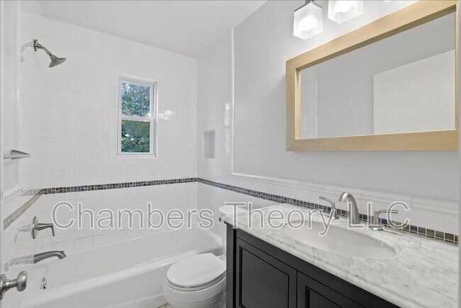 Building Photo - 4411 Harrison St NW