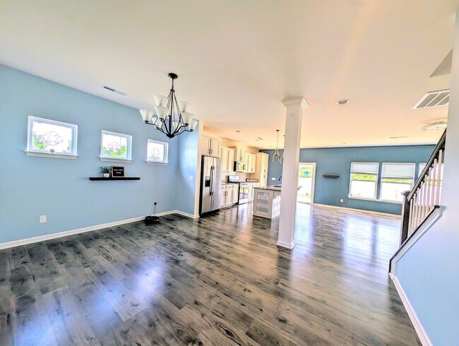 Building Photo - Welcome to your dream home, nestled in the...