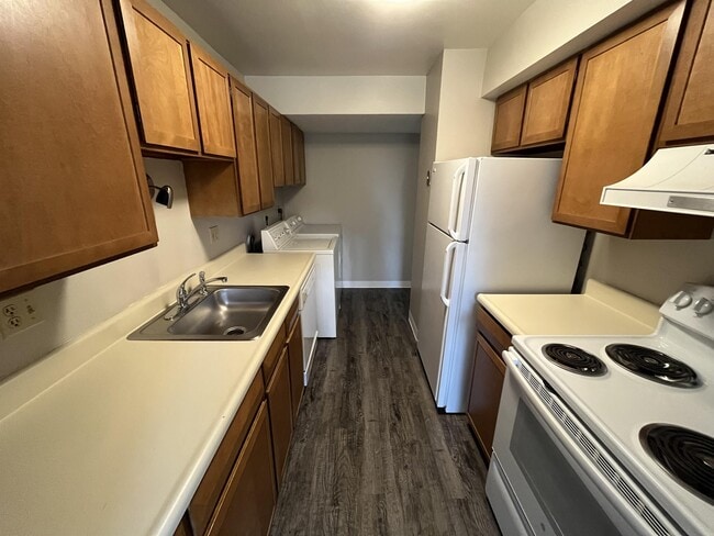 Building Photo - 7342 S Xenia Cir