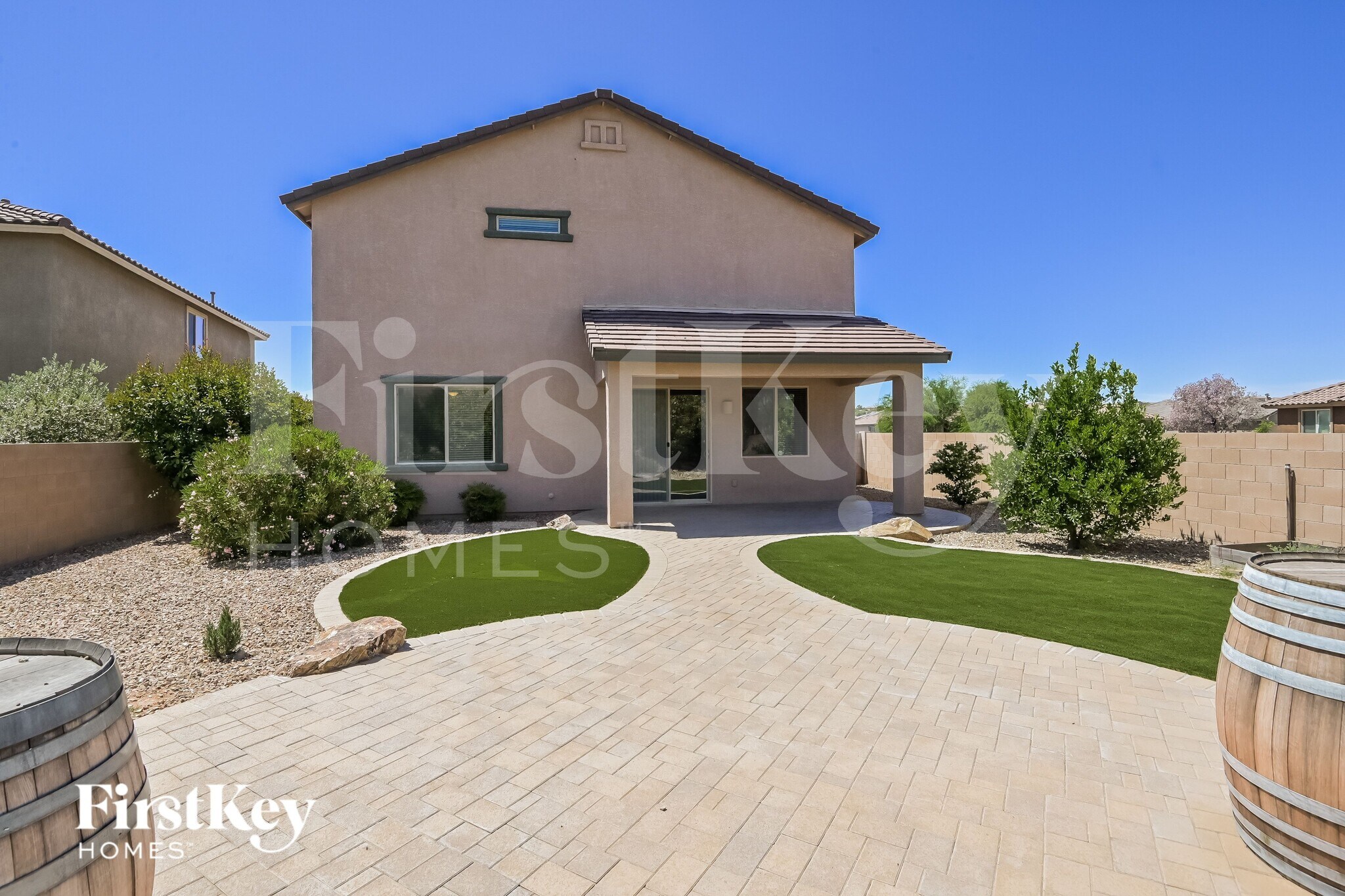 Building Photo - 10463 S Cutting Horse Dr