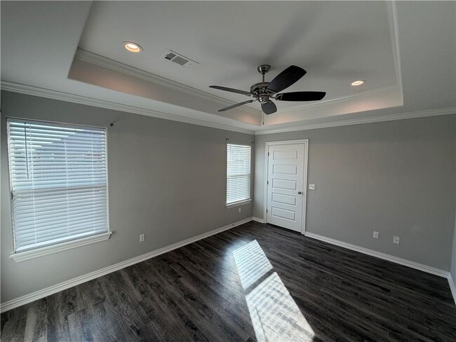 Building Photo - 6025 W Quinn St