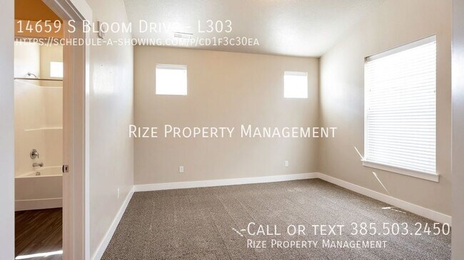 Building Photo - 14659 Bloom Dr