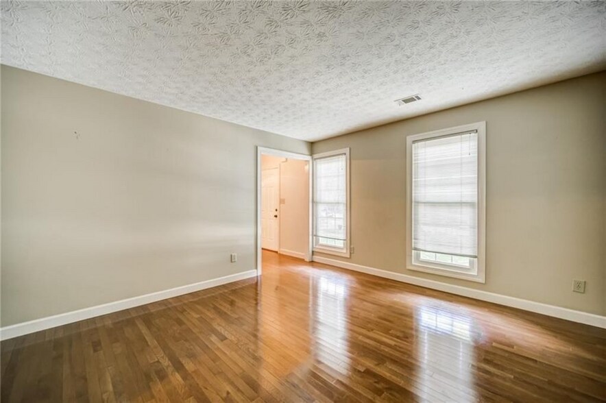 Building Photo - 10385 Rillridge Ct