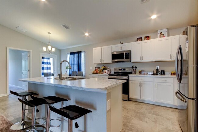 Building Photo - 6738 Hanworth Ln