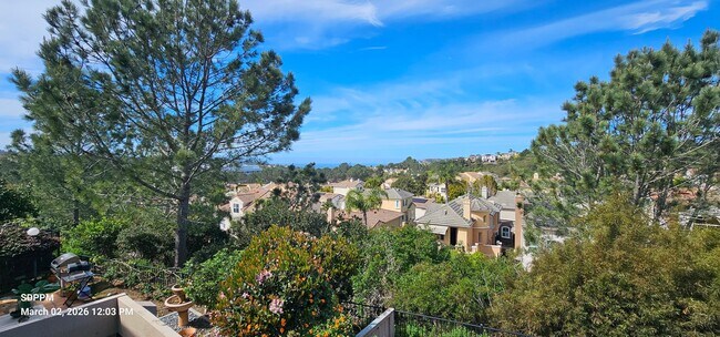 Building Photo - CARMEL VALLEY / SAN DIEGO - Torrey Hills Nice 4 Bedroom / 2.5 Bath House.  AVAILABLE NOW!