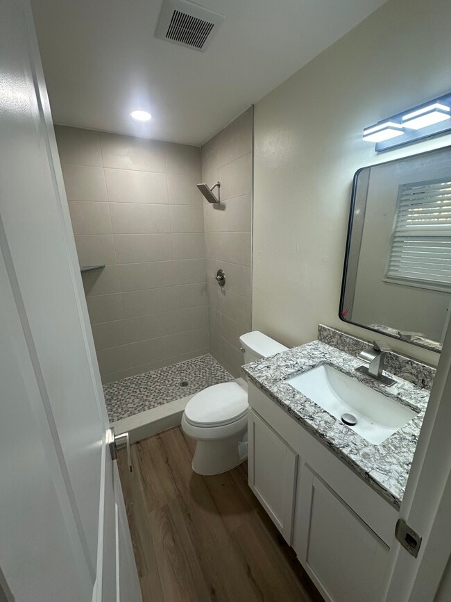 Building Photo - 3111 W Spruce St