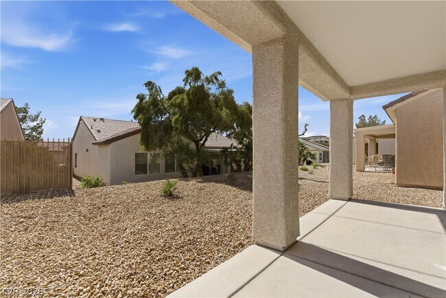 Building Photo - 7464 Chipping Sparrow St