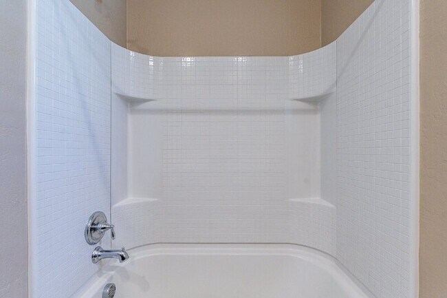 Building Photo - 41391 W Williams Way